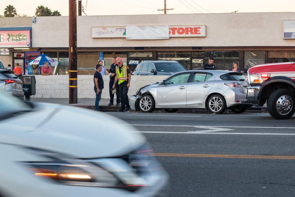 Three-Vehicle Crash at N 5th St & W Roosevelt Blvd